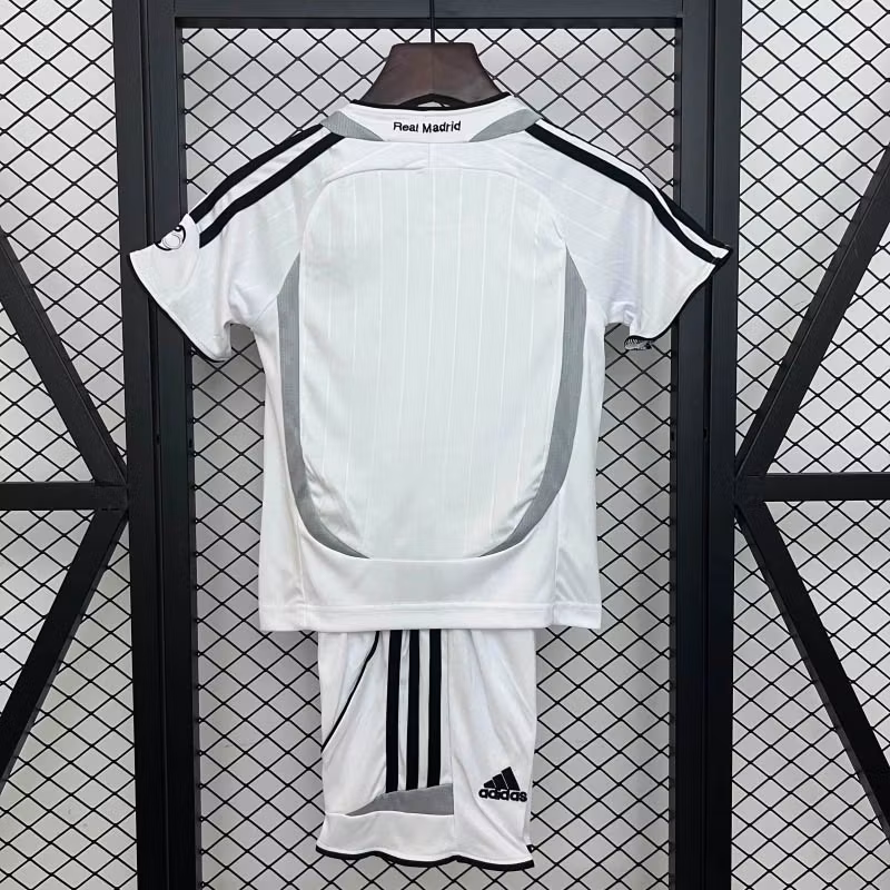 RM Retro Niño 2006/07