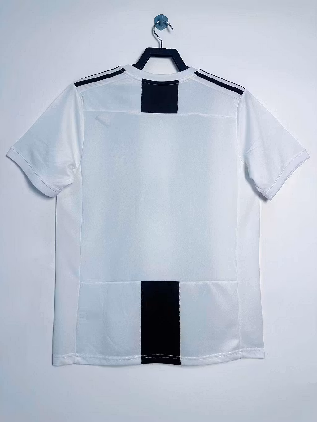JUV Retro 2018/19